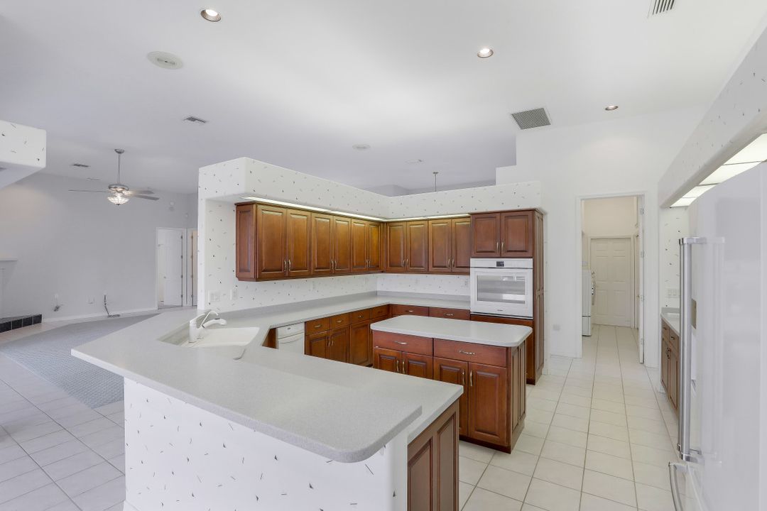 19259 Vintage Trace Cir, Fort Myers, FL 33967