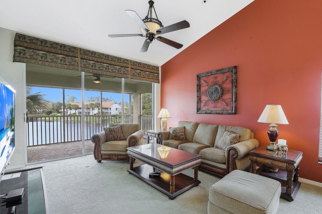 5025 Cedar Springs Dr #204, Naples, FL 34110