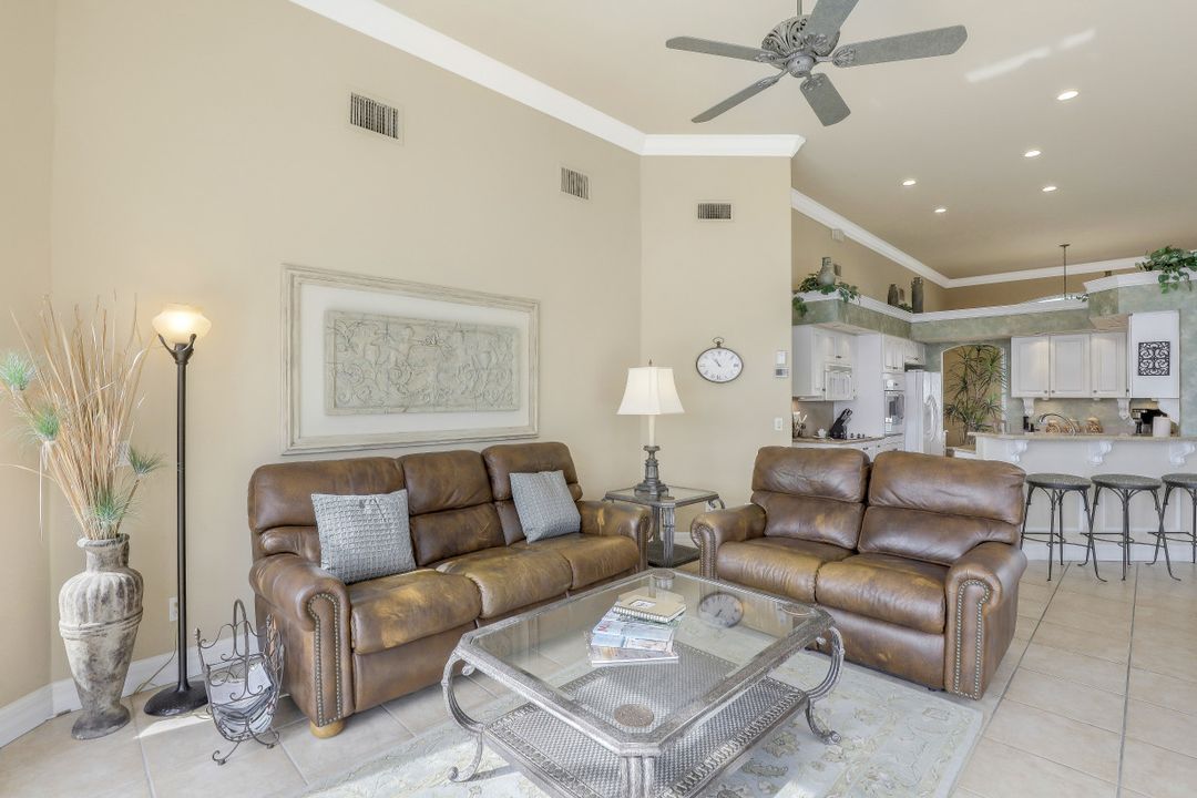 1786 Hummingbird Ct, Marco Island, FL 34145