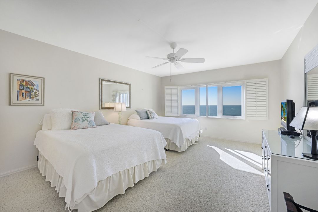 2885 Gulf Shore Blvd N  #803, Naples, FL 34103