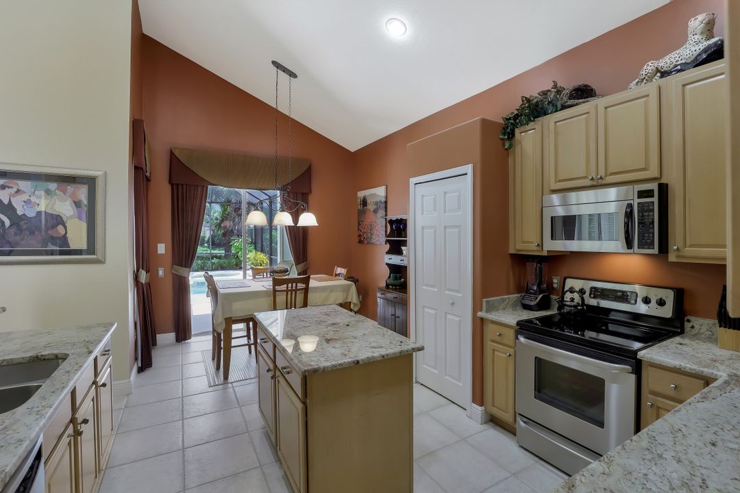 12866 Brynwood Preserve Ln, Naples, FL 34105