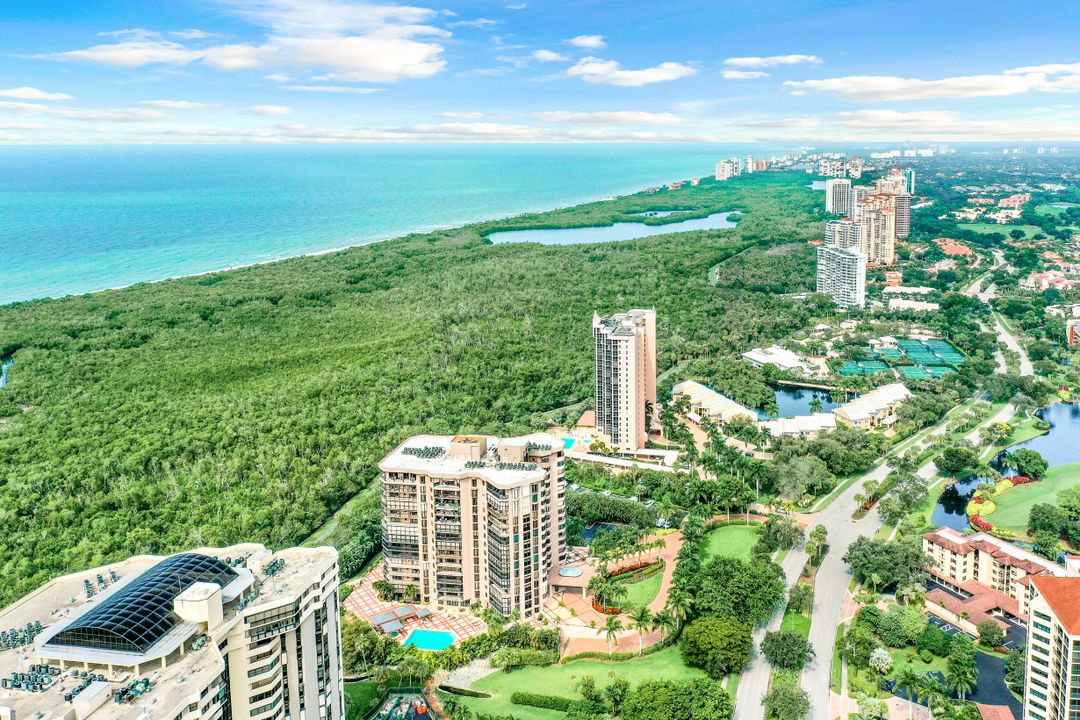 6075 Pelican Bay Blvd #506, Naples, FL 34108