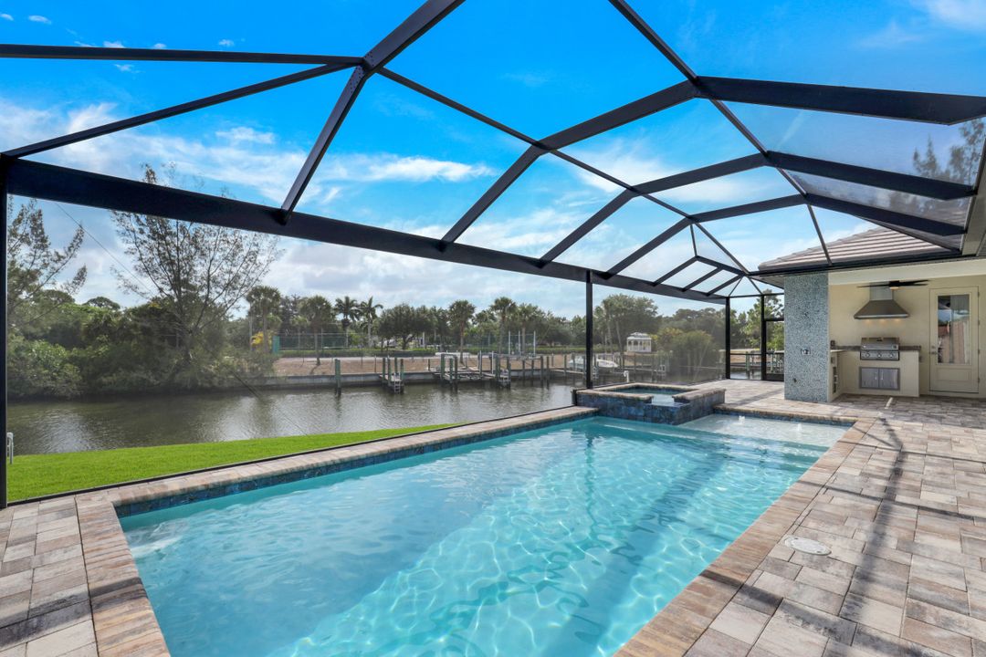 2833 NW 41st Ave, Cape Coral, FL 33993