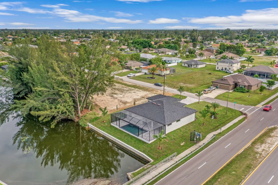 1529 SW 28th Terrace, Cape Coral, FL 33914