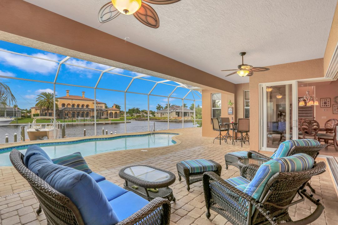 719 Coral Dr, Cape Coral, FL 33904