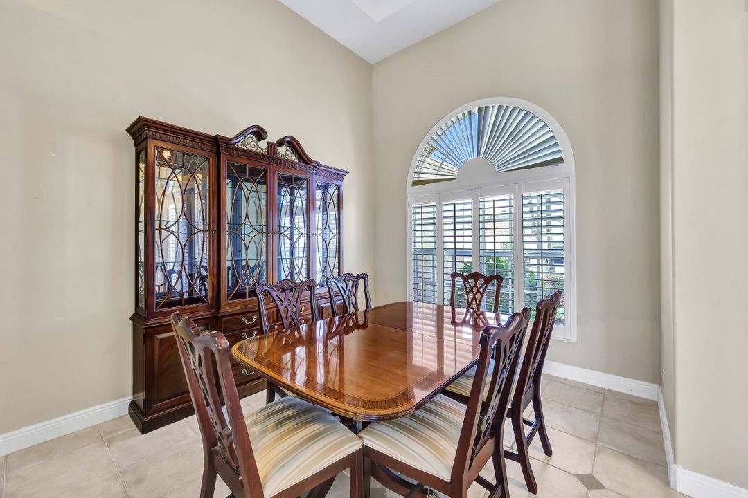 469 Persian Ct, Marco Island, FL 34145