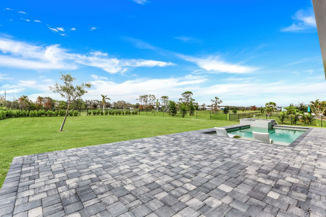 4740 Castalia Ct, Fort Myers, FL 33905