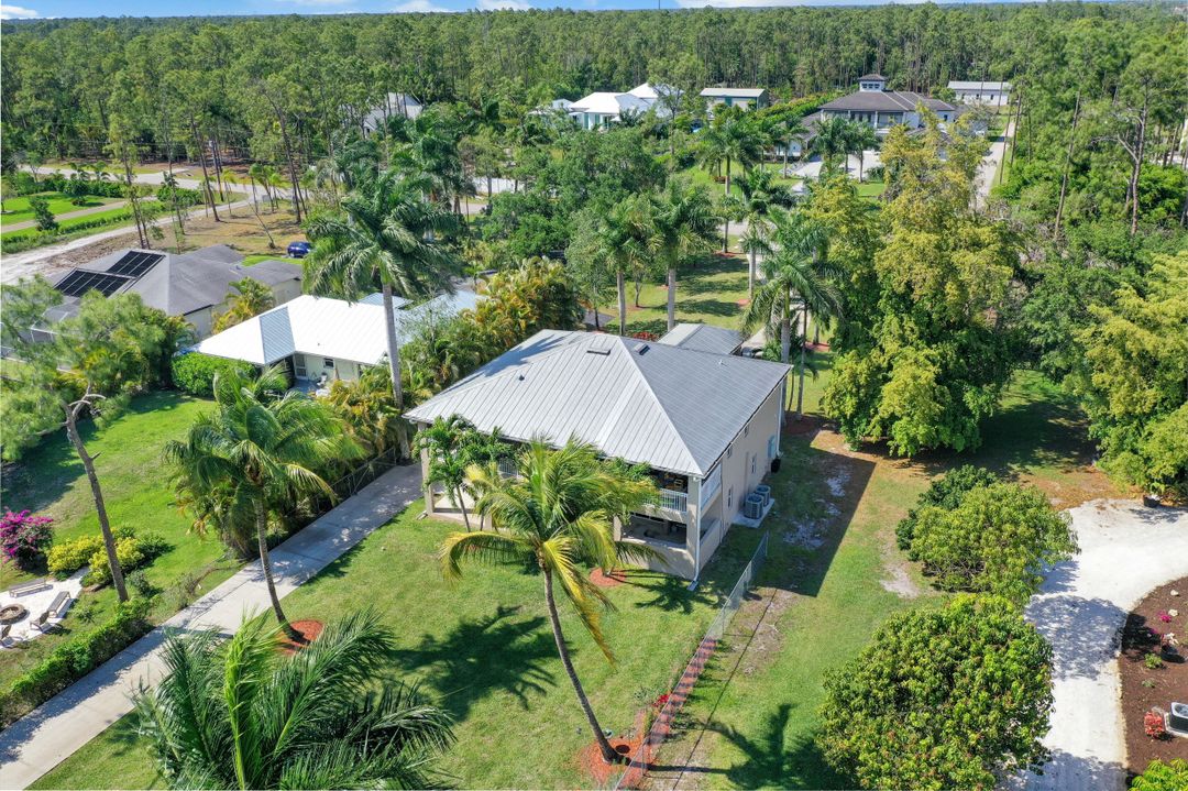 5660 Spanish Oaks Ln, Naples, FL 34119