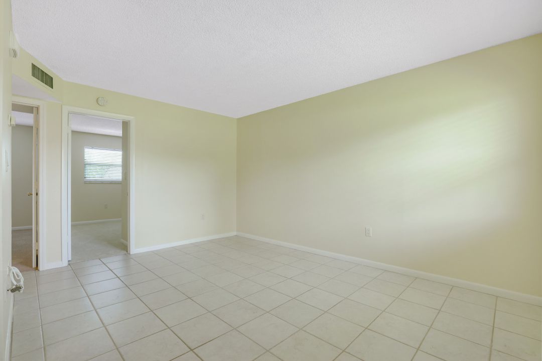 3325 Airport-Pulling Rd N #L-3 , Naples, FL 34105