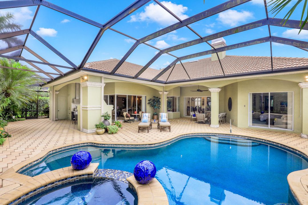 795 Brentwood Point, Naples, FL 34110