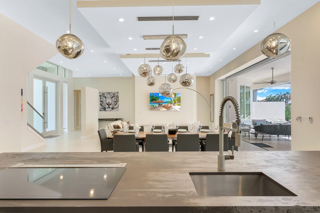 5084 Sorrento Ct, Cape Coral, FL 33904