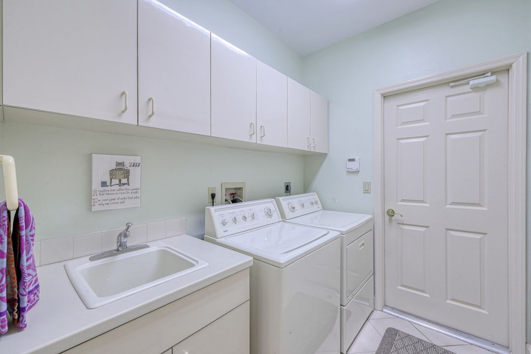 800 Arcadia Ct, Marco Island, FL 34145