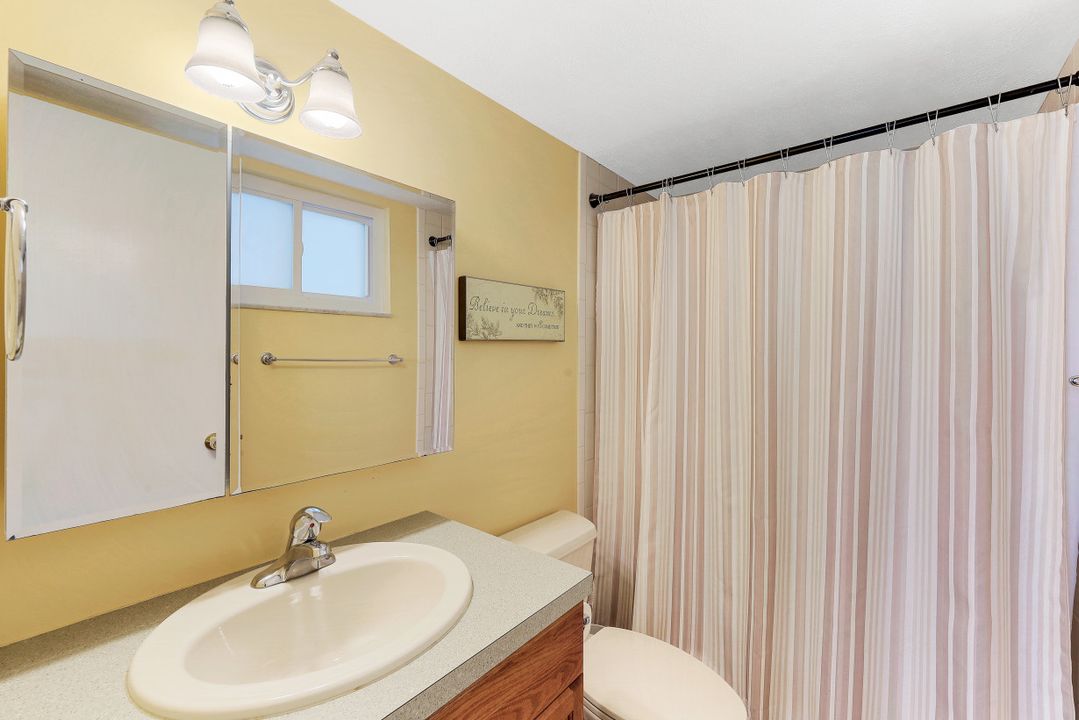 766 Central Ave #319, Naples, FL 34102