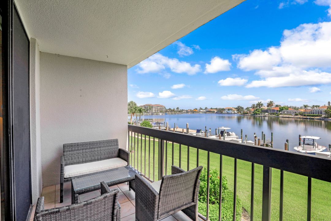 693 Seaview Ct #A-206, Marco Island, FL 34145