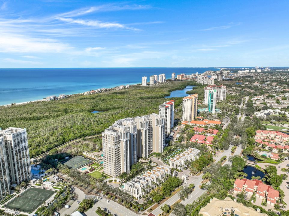 7117 Pelican Bay Blvd #1603, Naples, FL 34108