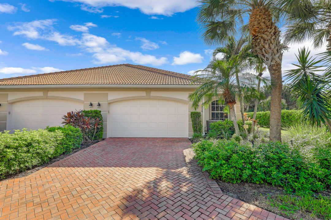 28559 F B Fowler Ct, Bonita Springs, FL 34135