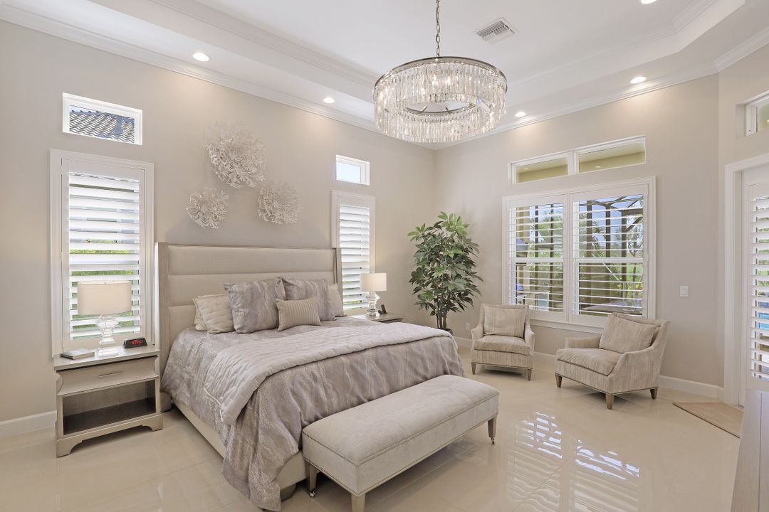 9328 Tulipano Ter, Naples, FL 34119