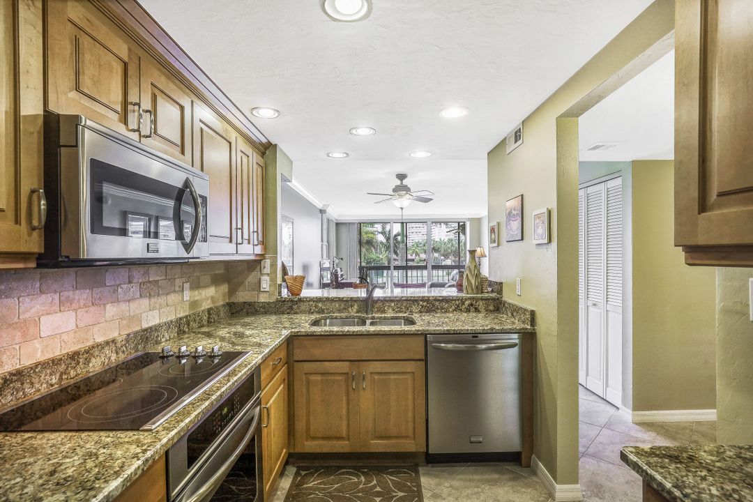 591 Seaview Ct #210, Marco Island, FL 34145