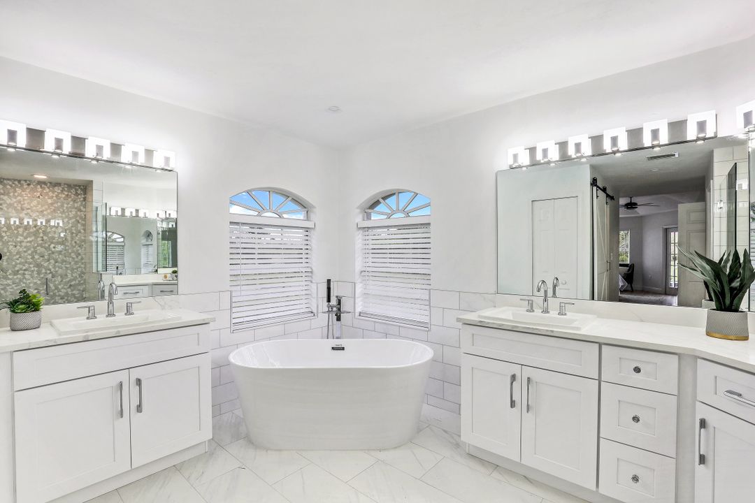 11602 Royal Tee Cir, Cape Coral, FL 33991