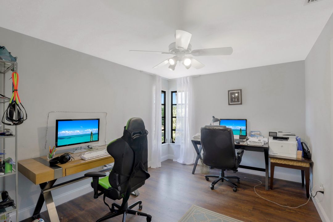 6640 Trail Blvd, Naples, FL 34108