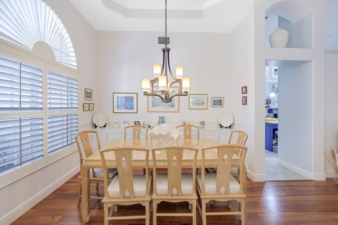 28384 Sombrero Dr, Bonita Springs, FL 34135