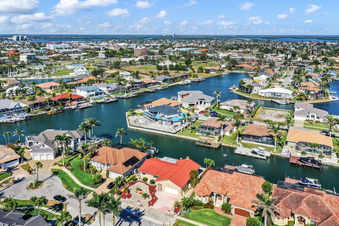 459 Marquesas Ct, Marco Island, FL 34145