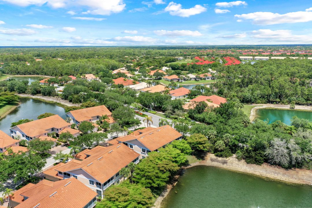 5610 Sherborn Dr #202, Naples, FL 34110