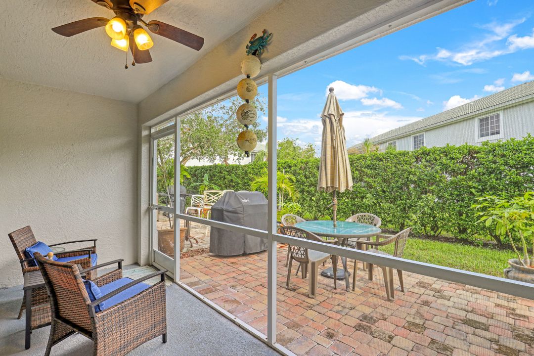 10063 Pacific Pines Ave, Fort Myers, FL 33966