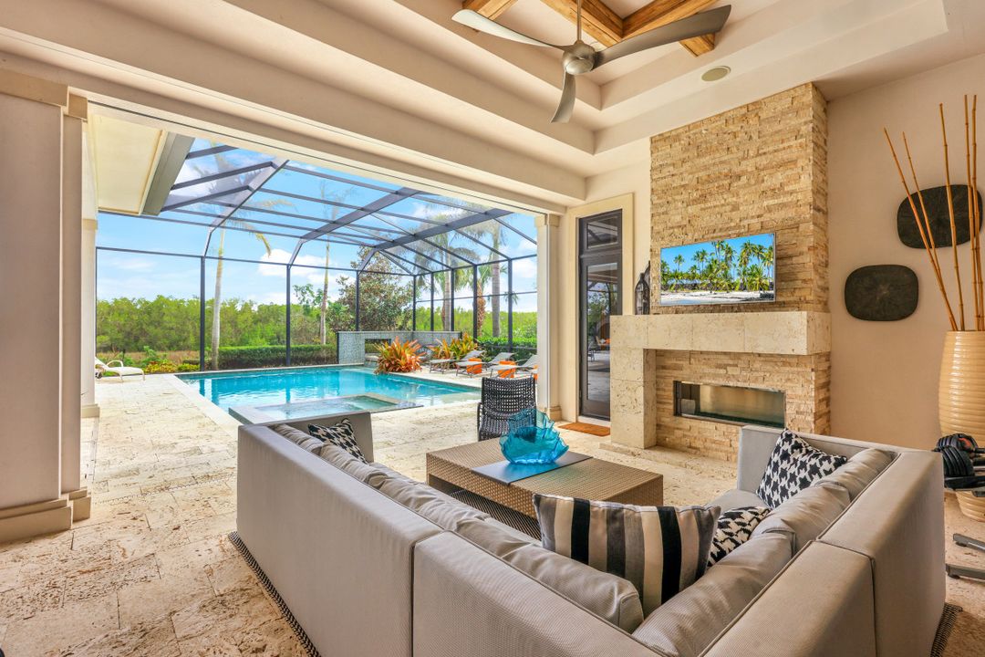 26171 Woodlyn Dr, Bonita Springs, FL 34134