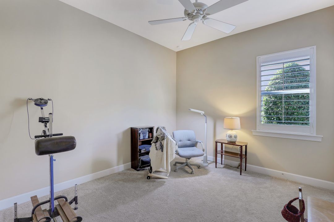 9319 Fieldstone Ln, Naples, FL 34120