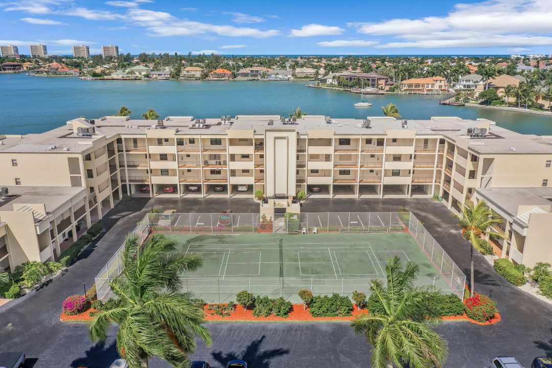 838 W Elkcam Cir #308, Marco Island, FL 34145