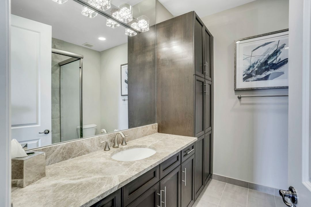 4600 Azalea Dr, Naples, FL 34119