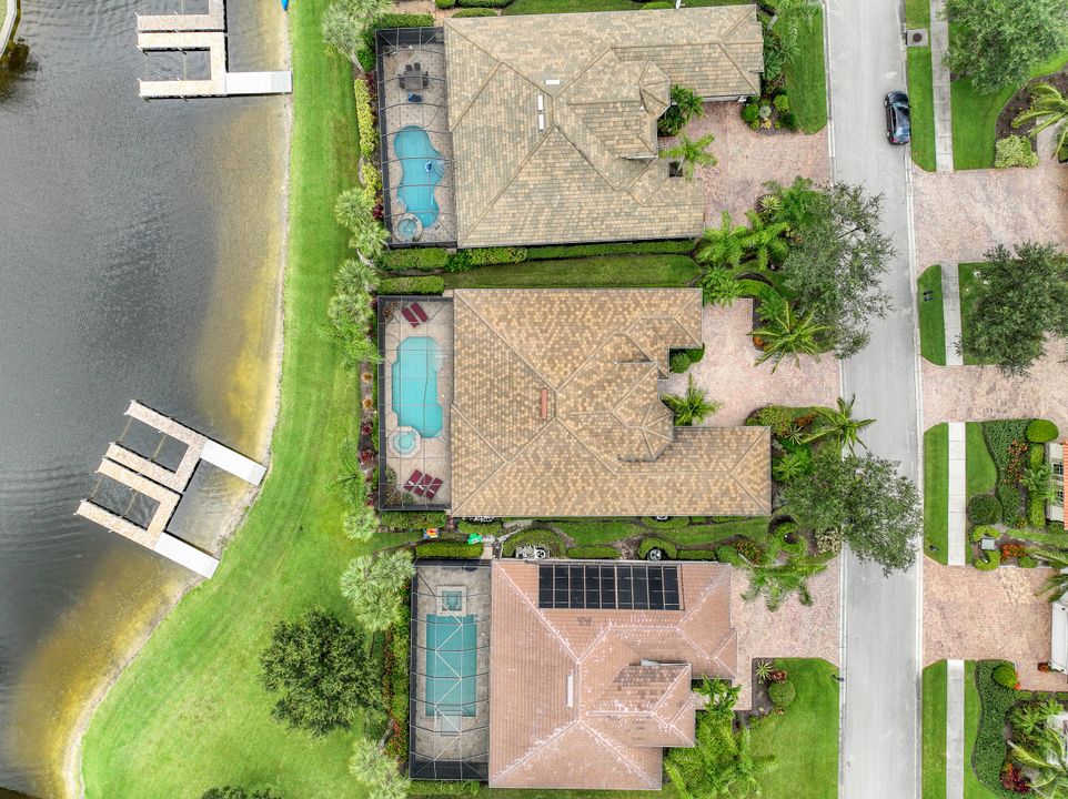 8733 Hideaway Harbor Ct, Naples, FL 34120