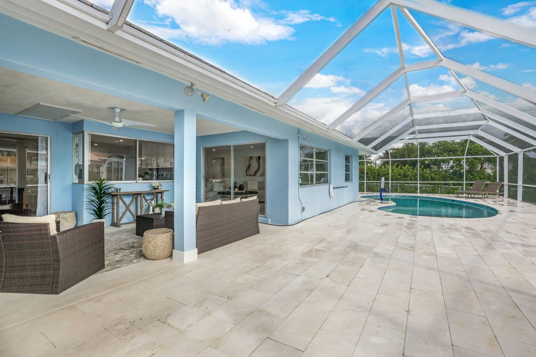 2150 Shad Ct, Naples, FL 34102