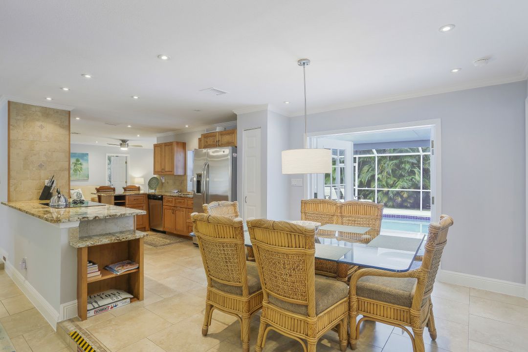 318 Sand Hill St, Marco Island, FL 34145