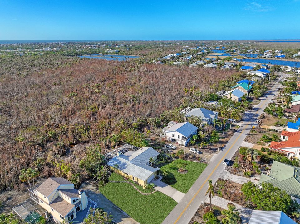 1044 Sand Castle Rd, Sanibel, FL 33957