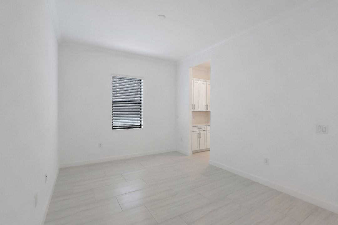 3154 Heather Glen Ct, Naples, FL 34114