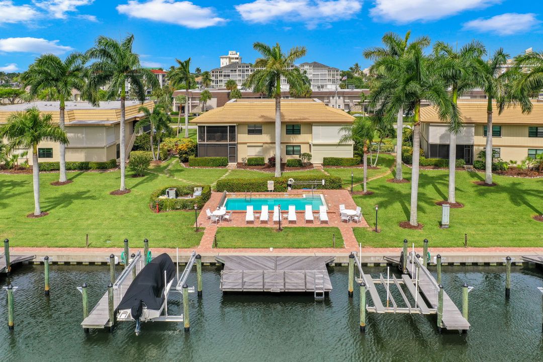 900 Panama Ct #4 , Marco Island, FL 34145