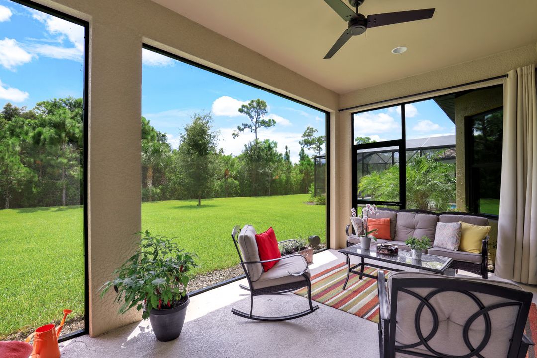 19657 Estero Pointe Ln, Fort Myers, FL 33908