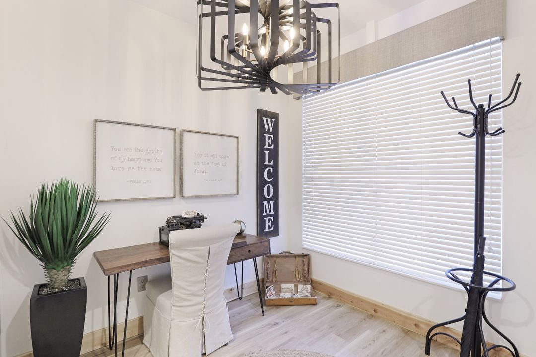 7895 Mahogany Run Ln #1424, Naples, FL 34113