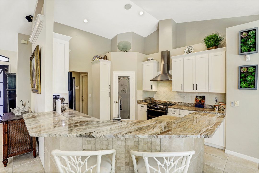 389 Colonial Ave, Marco Island, FL 34145