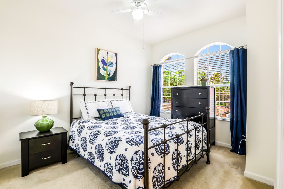 10020 Heather Ln #903, Naples, FL 34119