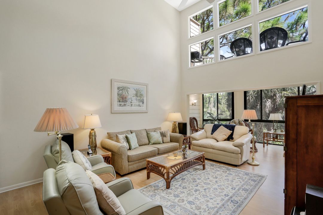 27006 Oakwood Lake Dr, Bonita Springs, FL 34134