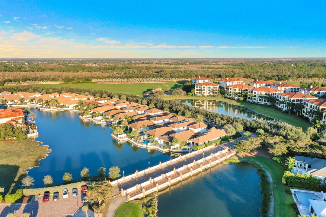 16428 Talis Park Dr, Naples, FL 34110