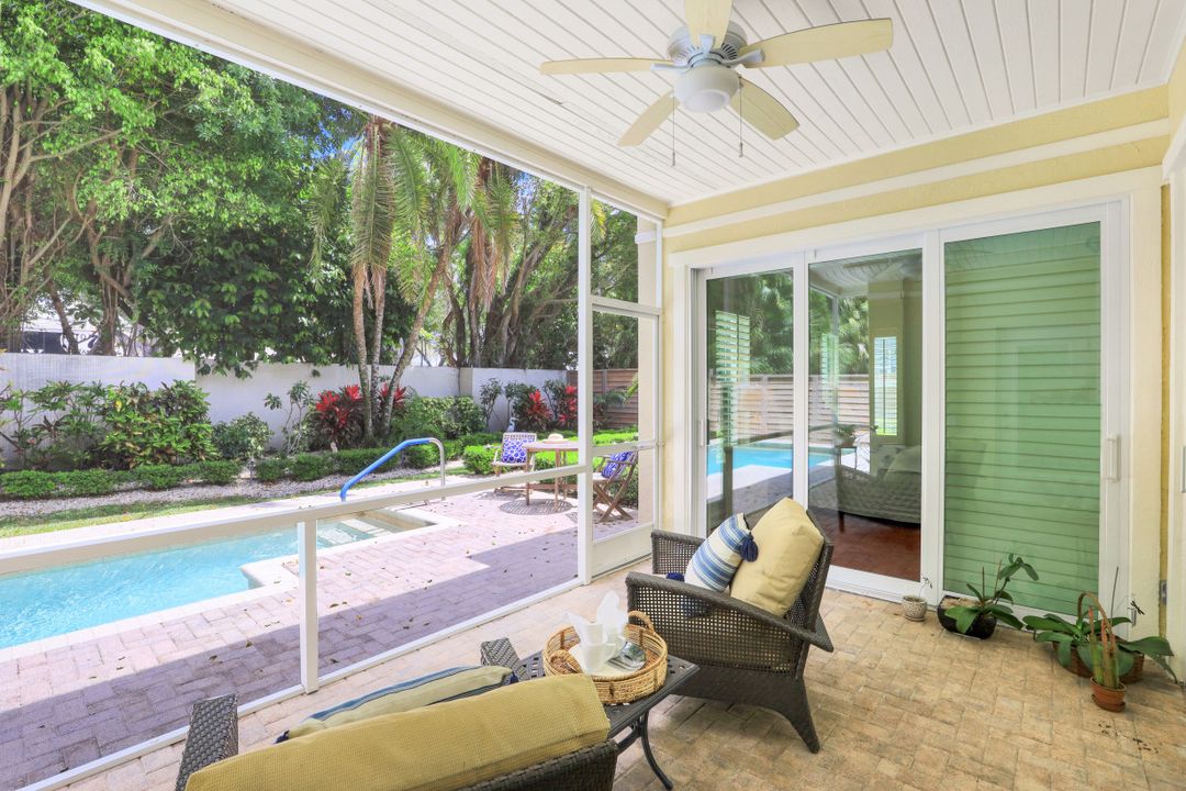 3726 Rachel Ln, Naples, FL 34103