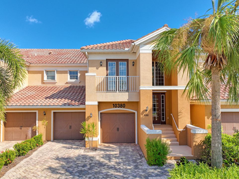 10380 Glastonbury Cir #202, Fort Myers, FL 33913