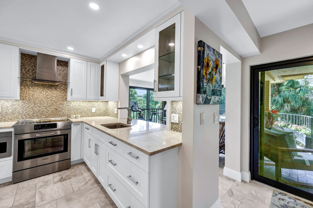 6710 Pelican Bay Blvd #435, Naples, FL 34108