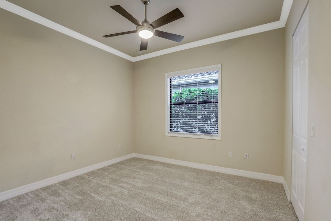 3192 Pacific Dr, Naples, FL 34119