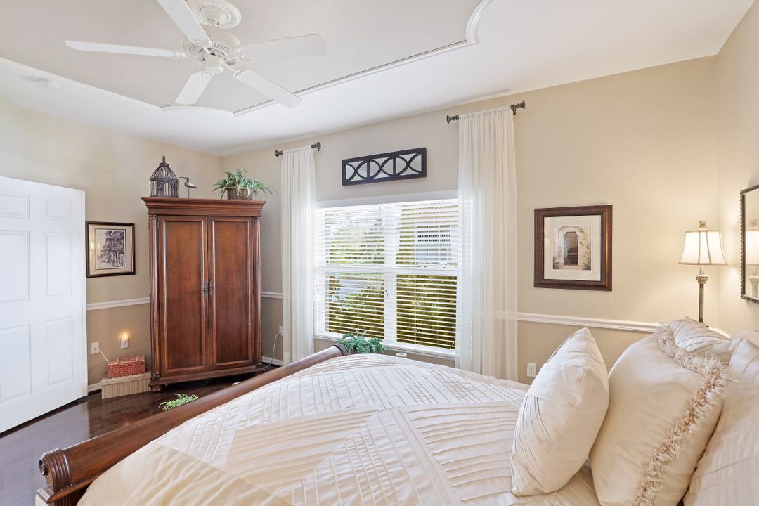 5650 Northboro Dr #101, Naples, FL 34110