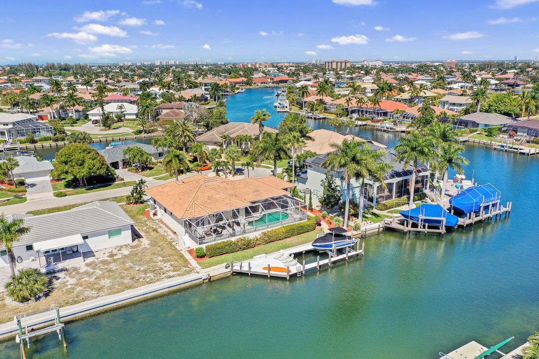 835 Saturn Ct, Marco Island, FL 34145